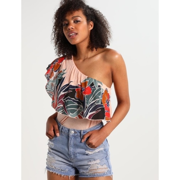 Free People Tops - FREE PEOPLE Women's Annka Bubble One-Shoulder Top